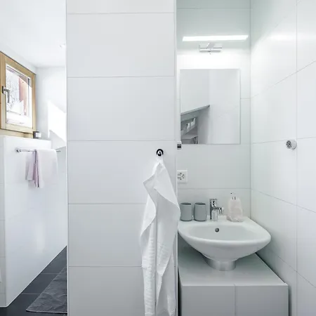 Daire Bergjuwel Aura - Schneequarz Scuol