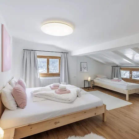 Bergjuwel Aura - Schneequarz * Scuol