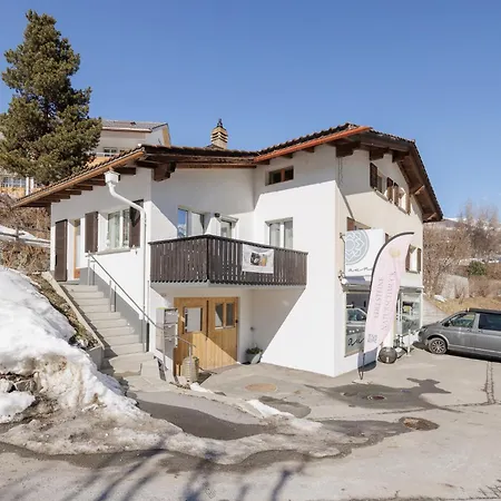 Bergjuwel Aura - Schneequarz Apartment Scuol